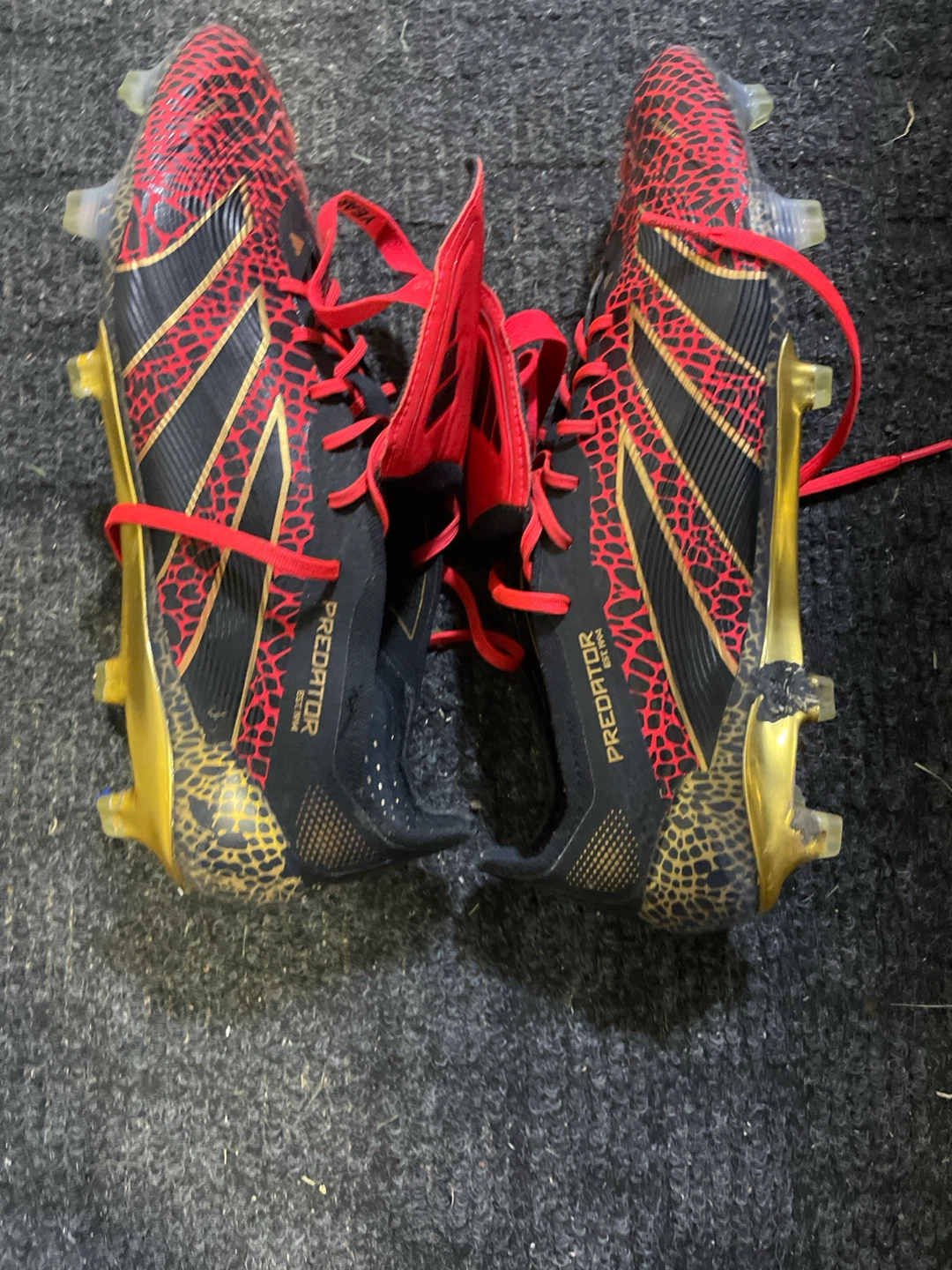 Elite Adidas Predator Soccer Cleats size men’s 8.5 us - photo 3