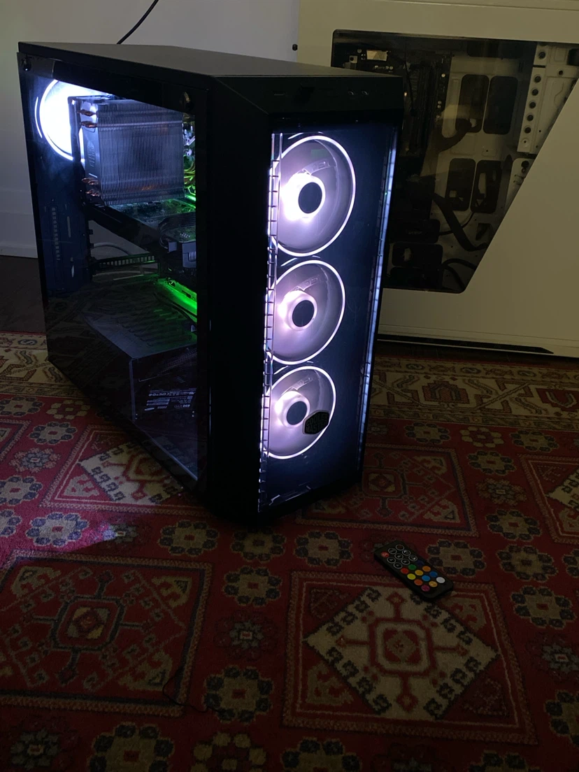 Beautiful gaming / Desktop PC - Intel i7-7700K, 8GB RAM