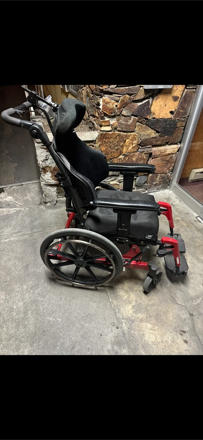 PDG Bentley Tilt Wheelchair w/ ROHO Backrest (15"x18")