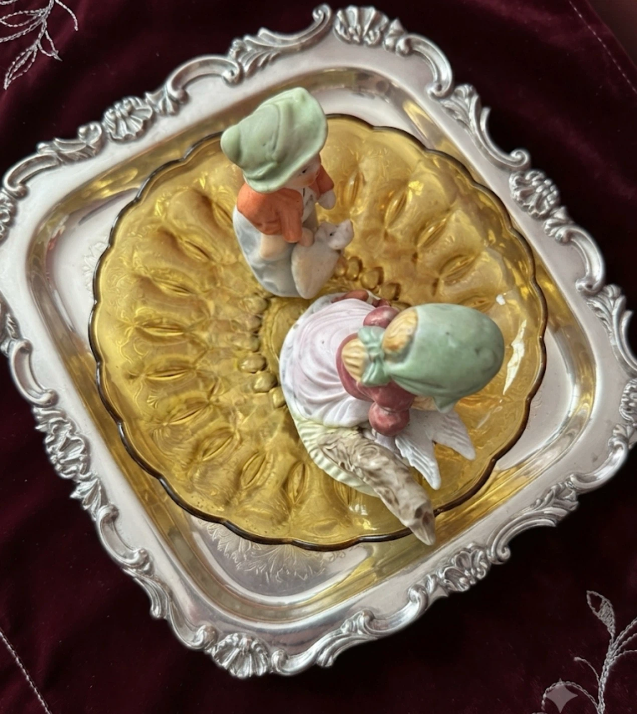 Vintage Porcelain Figurine Set - Boy, Girl, and Swans - photo 2