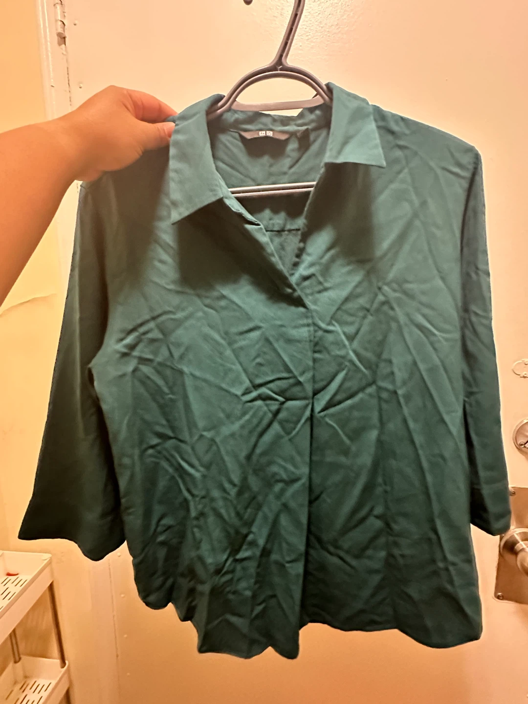 UNIQLO Women's Emerald Green Collared Shirt - Size L - photo 2