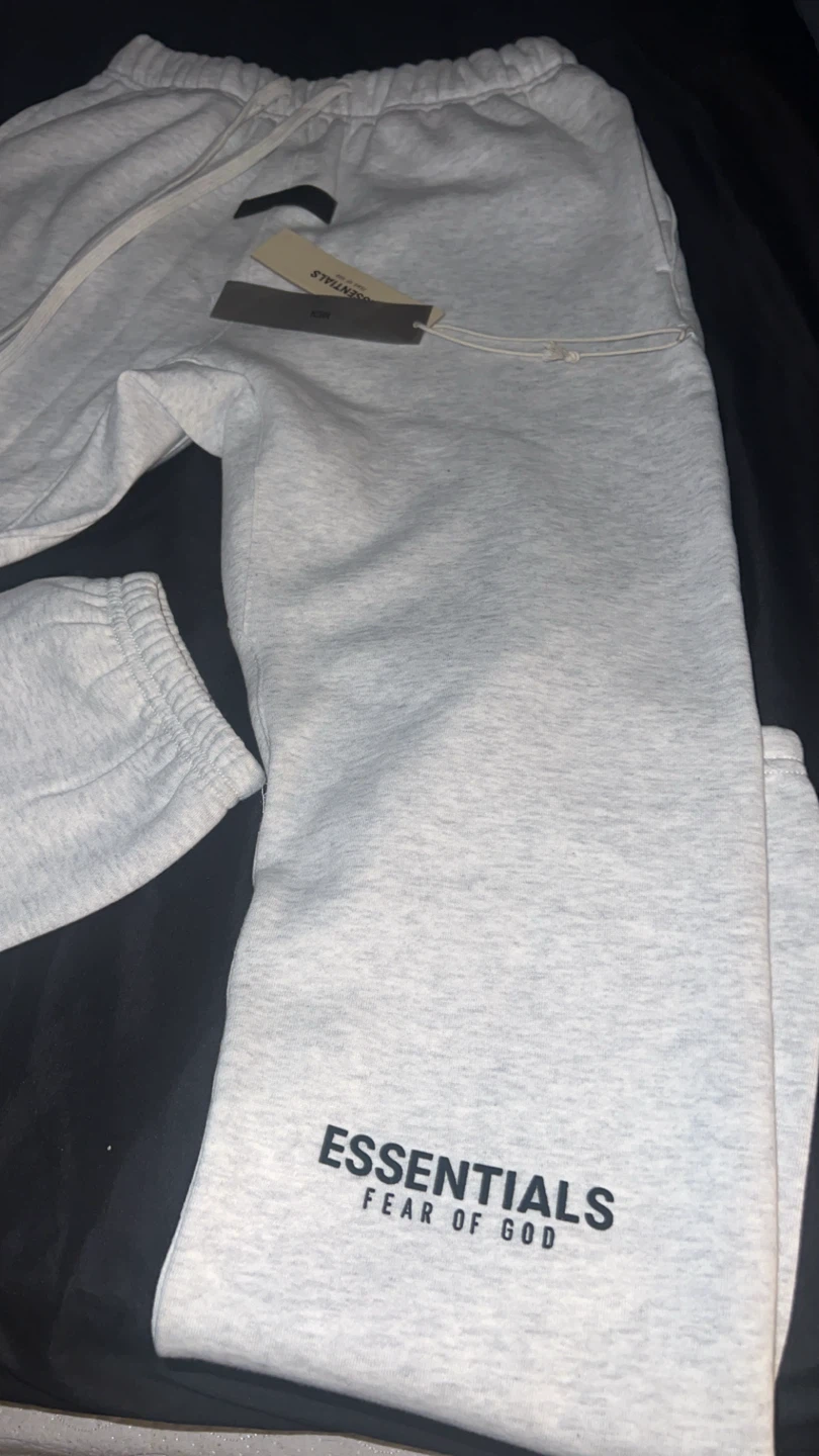 Fear of God Essentials Sweatpants White - photo 4