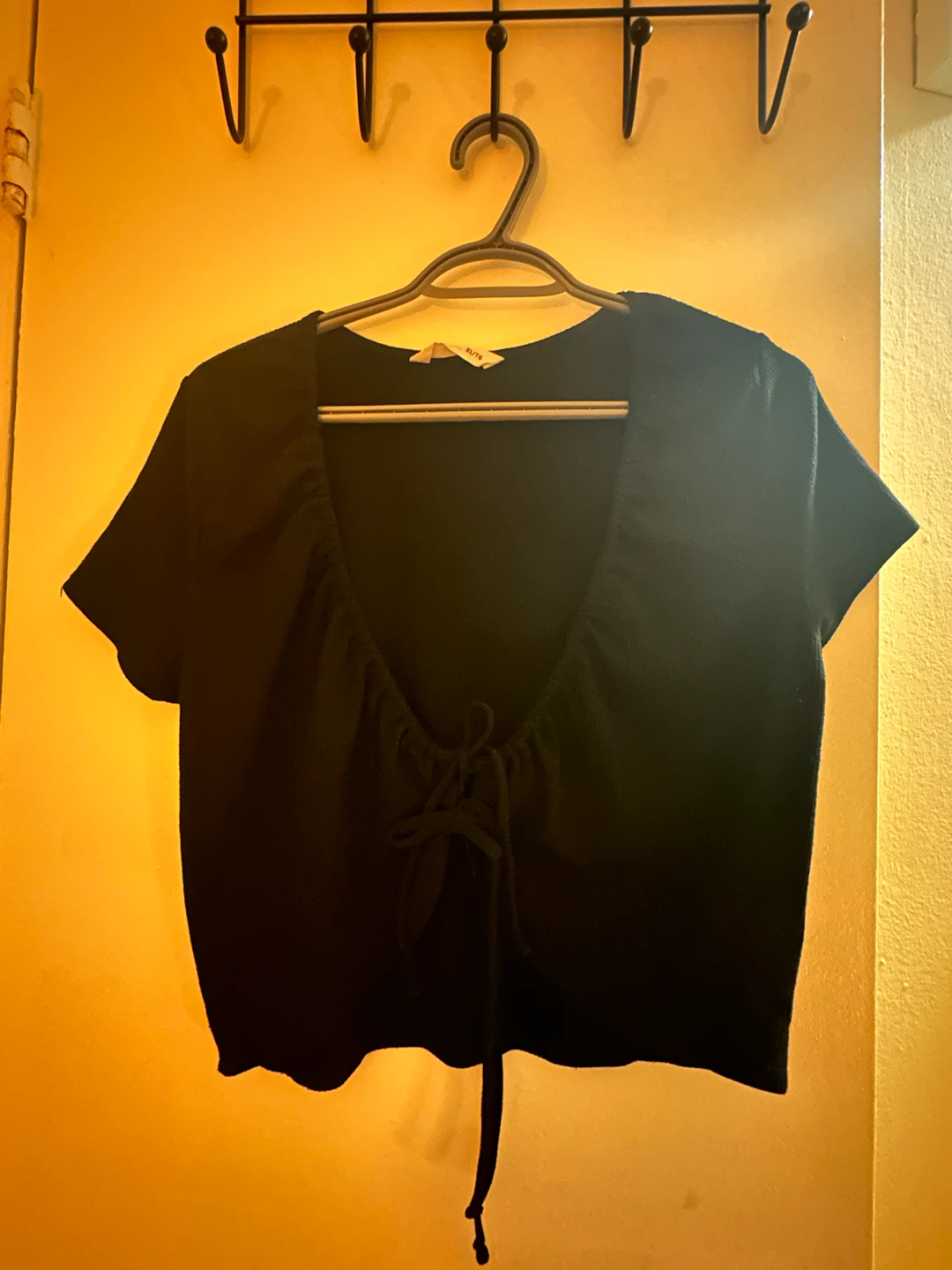 Bluenotes Black Cinched Front Crop Top XL - photo 2