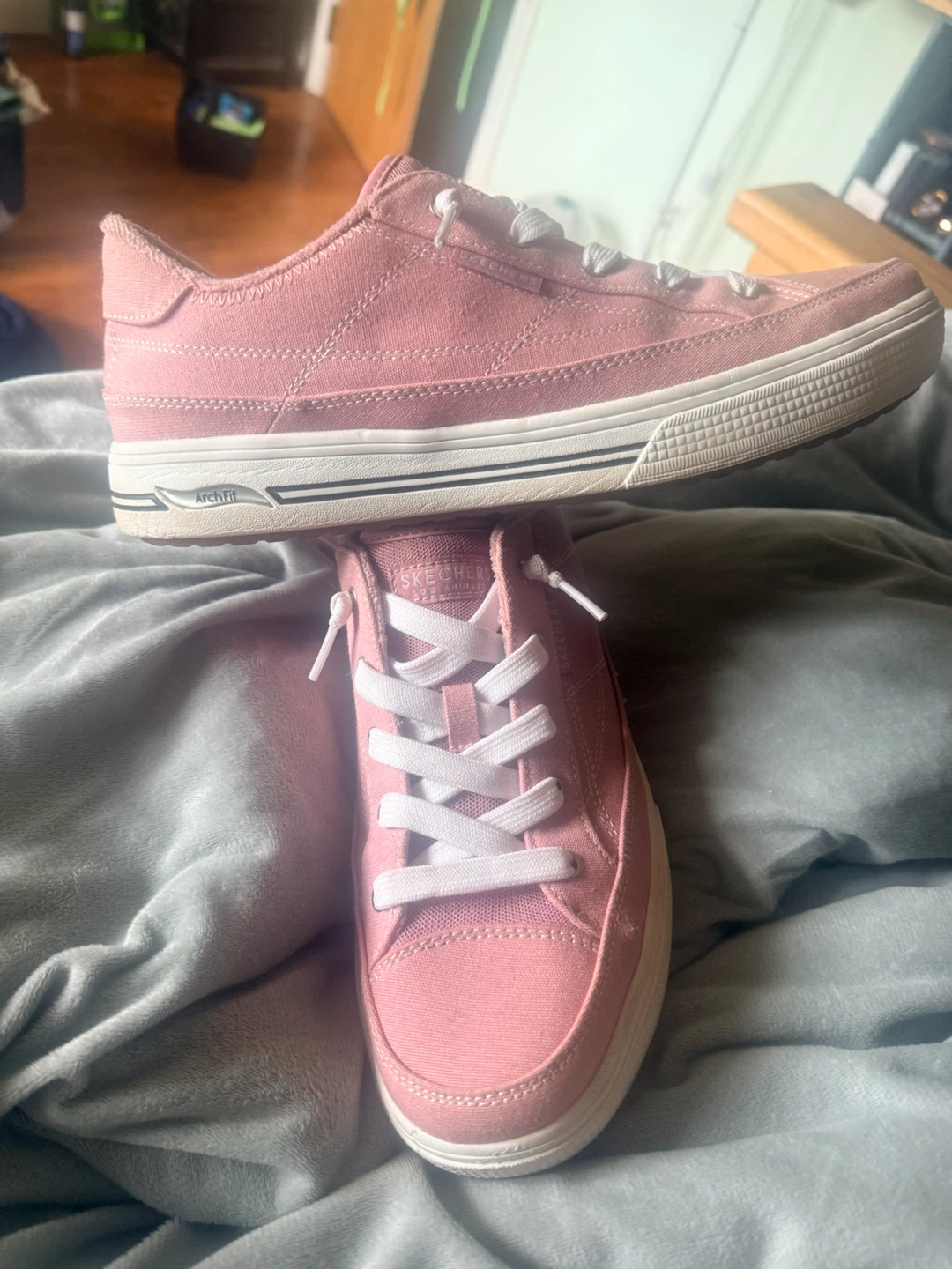 Skechers Pink Shoes - photo 2
