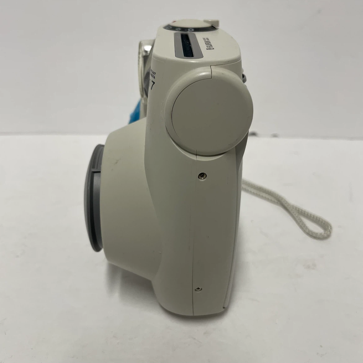 Fujifilm Instax Mini 7 Instant Camera - photo 3