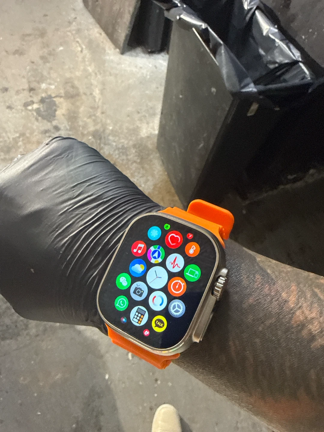 Apple Watch Ultra Orange Band - photo 5
