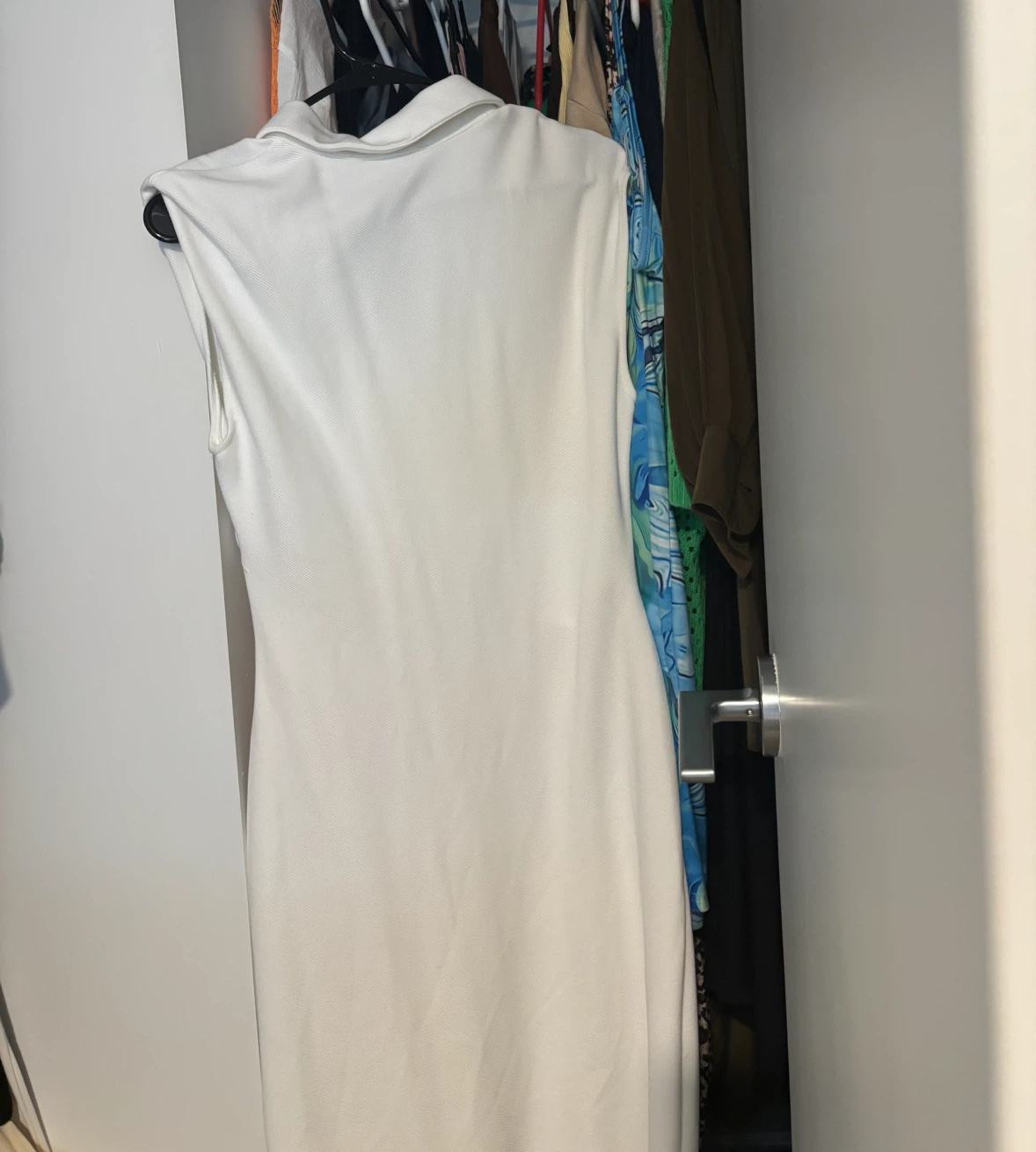 White Zara Sleeveless Button-Up Midi Dress - photo 5