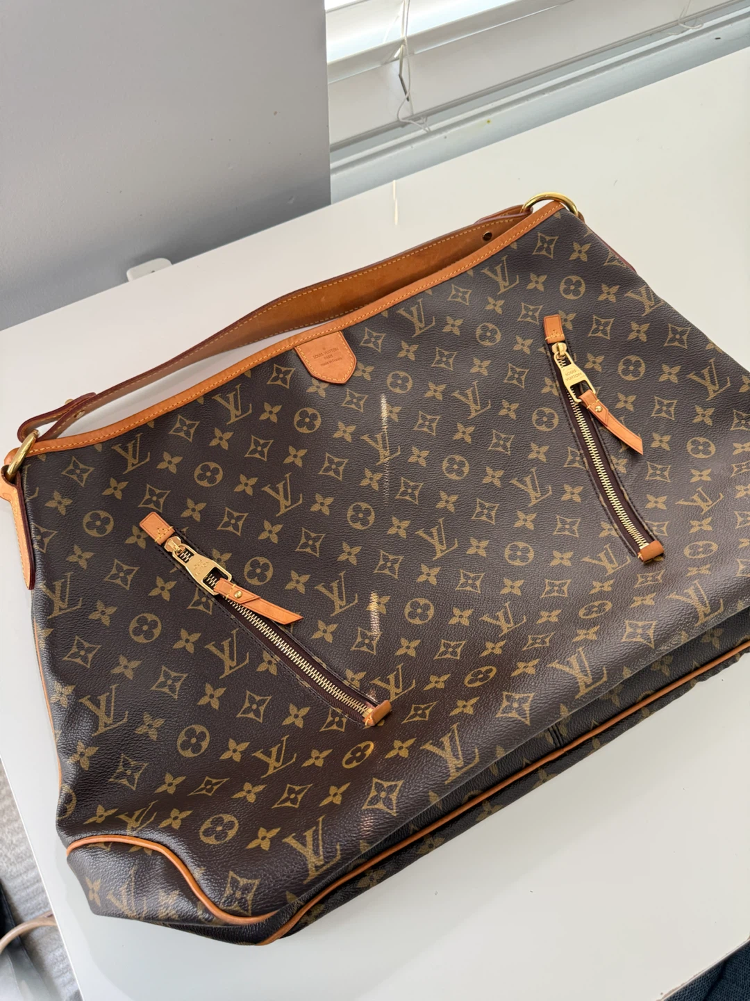 Louis Vuitton Monogram Vintage Shoulder Bag