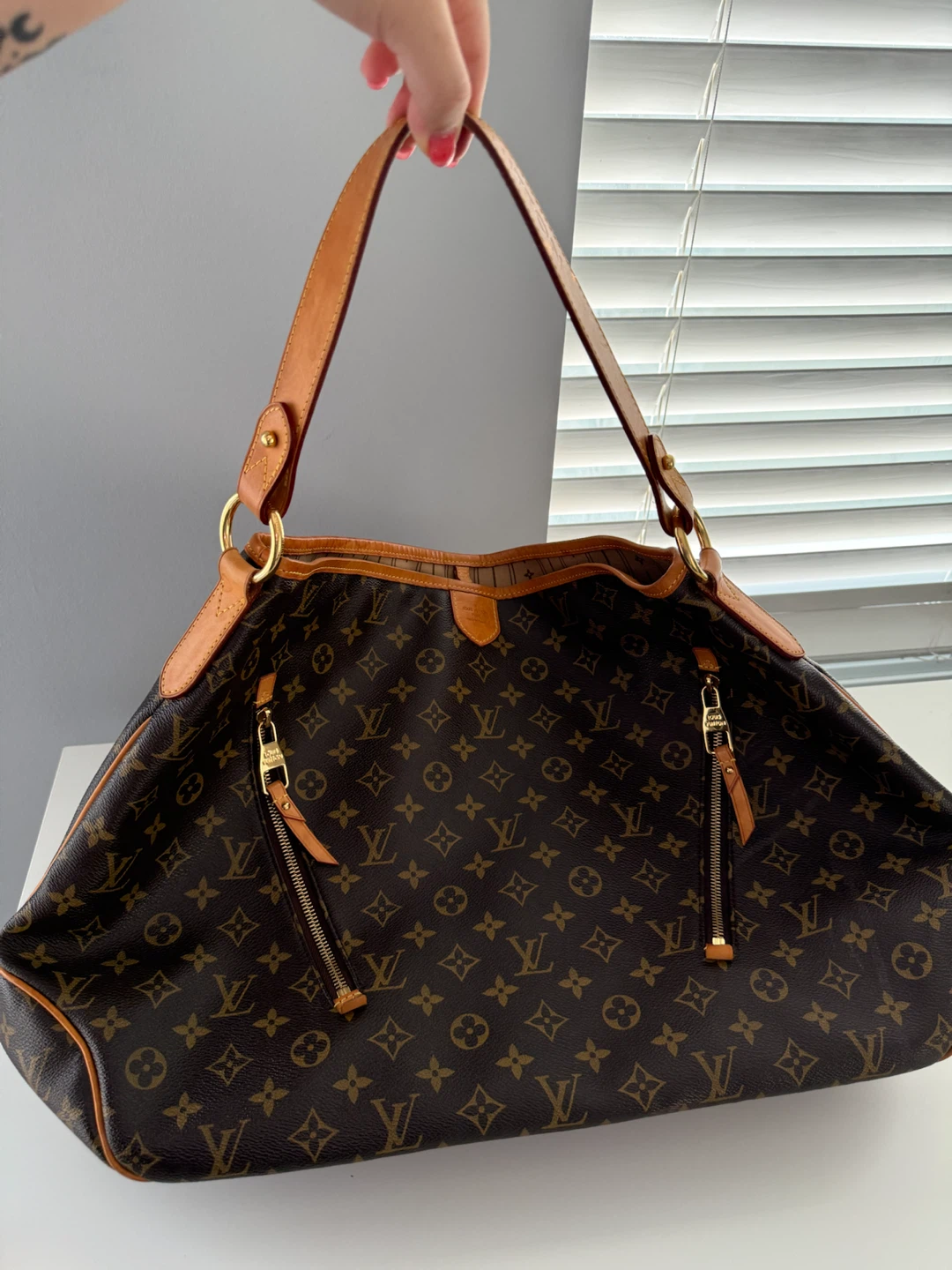 Louis Vuitton Monogram Vintage Shoulder Bag - photo 2