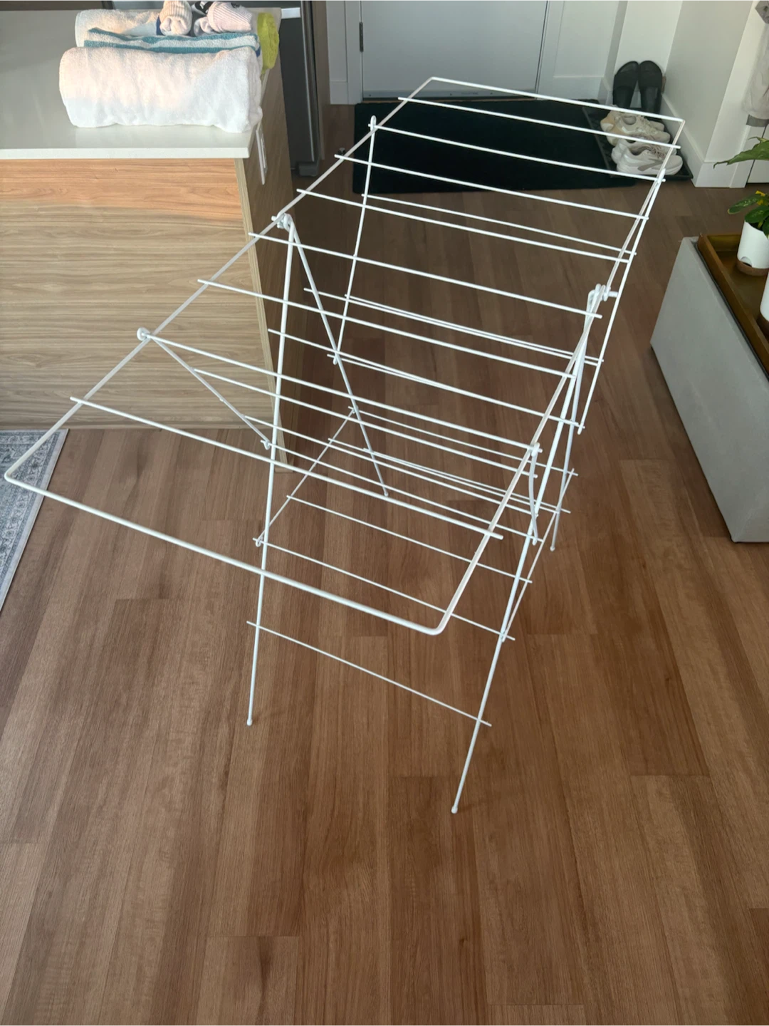 White Foldable Drying Rack
