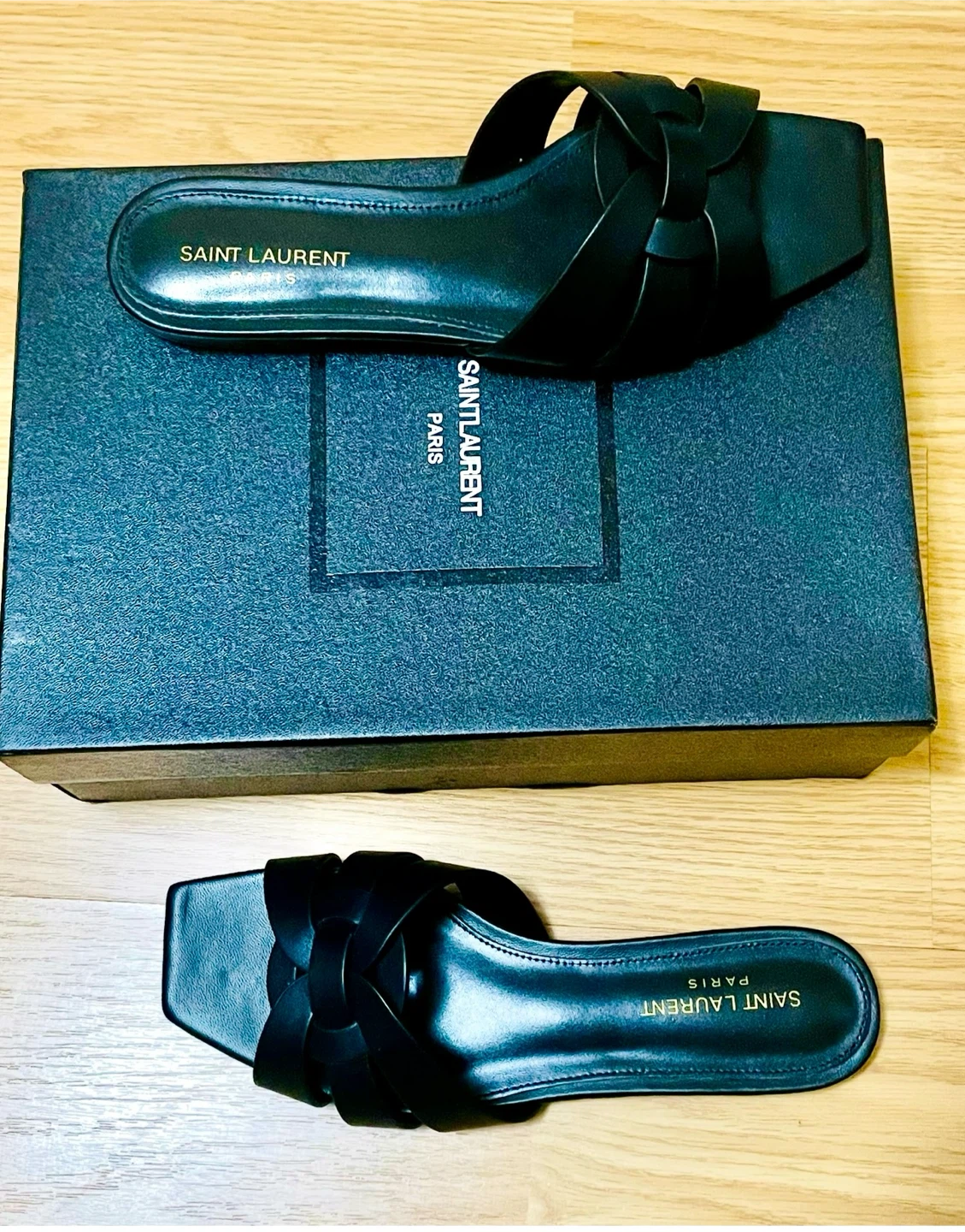 Saint Laurent Paris black leather slide sandals, size 38 - photo 2