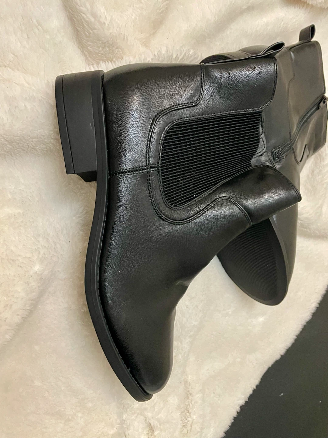 New never worn  Women’s leather ankle boots