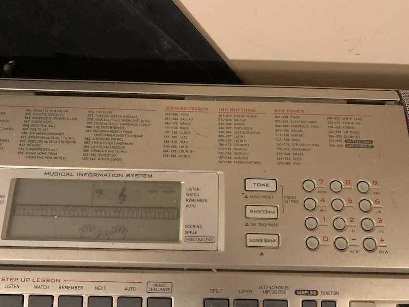 Casio LK-270 portable keyboard - photo 4