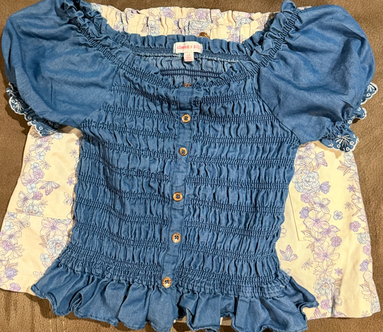 Lemon Kiss Denim Smocked Top & Floral Skirt Set Girls Size 12 - photo 3
