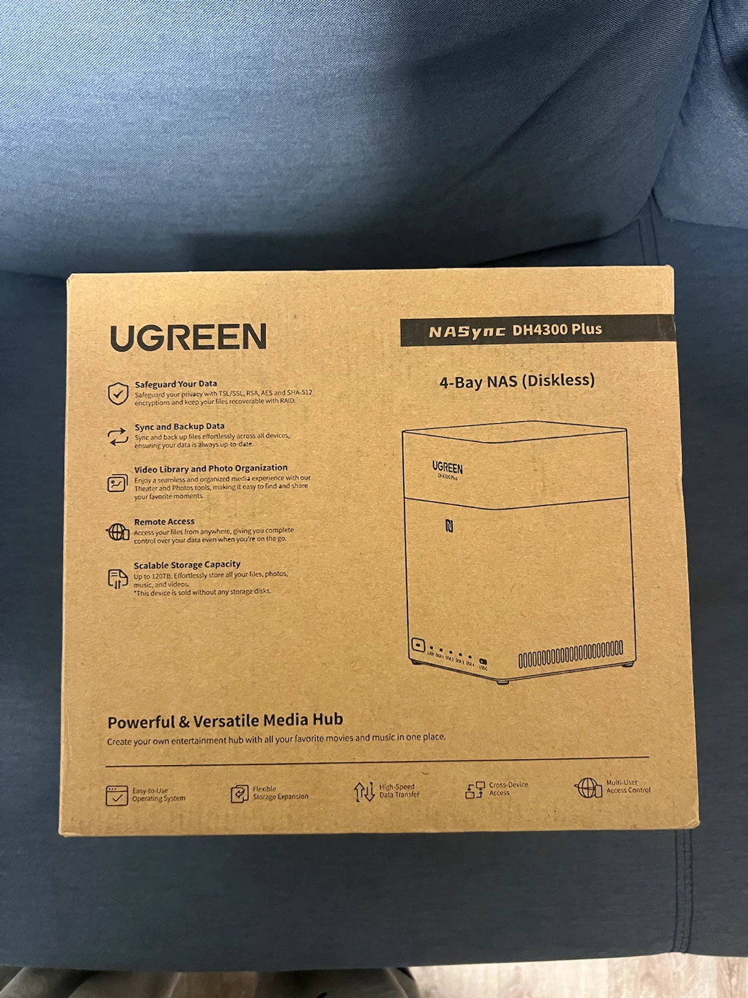 UGREEN NASync DH4300 Plus 4-Bay NAS (Diskless)