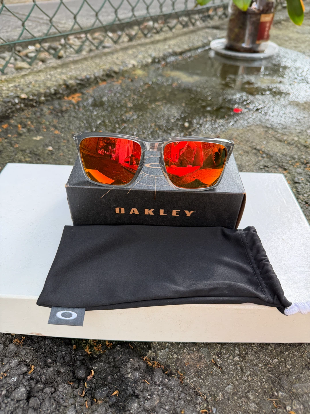 Oakley sunglasses. Prizm lens. Brand New