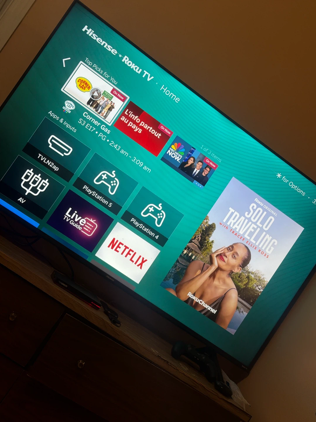 Hisense Roku TV - photo 3