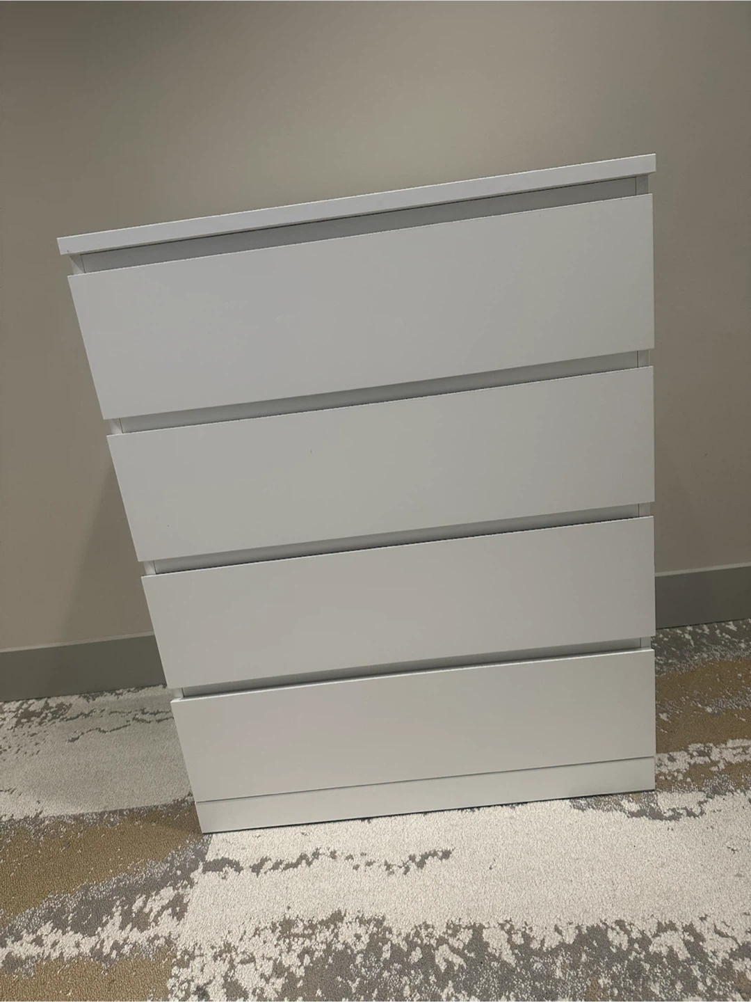 Ikea white 4 drawers dresser *Free delivery