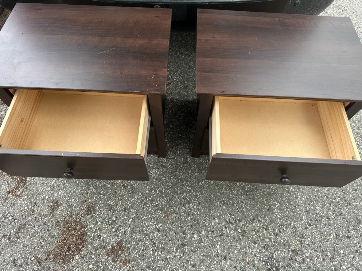 Nightstand good condition’clean - photo 5