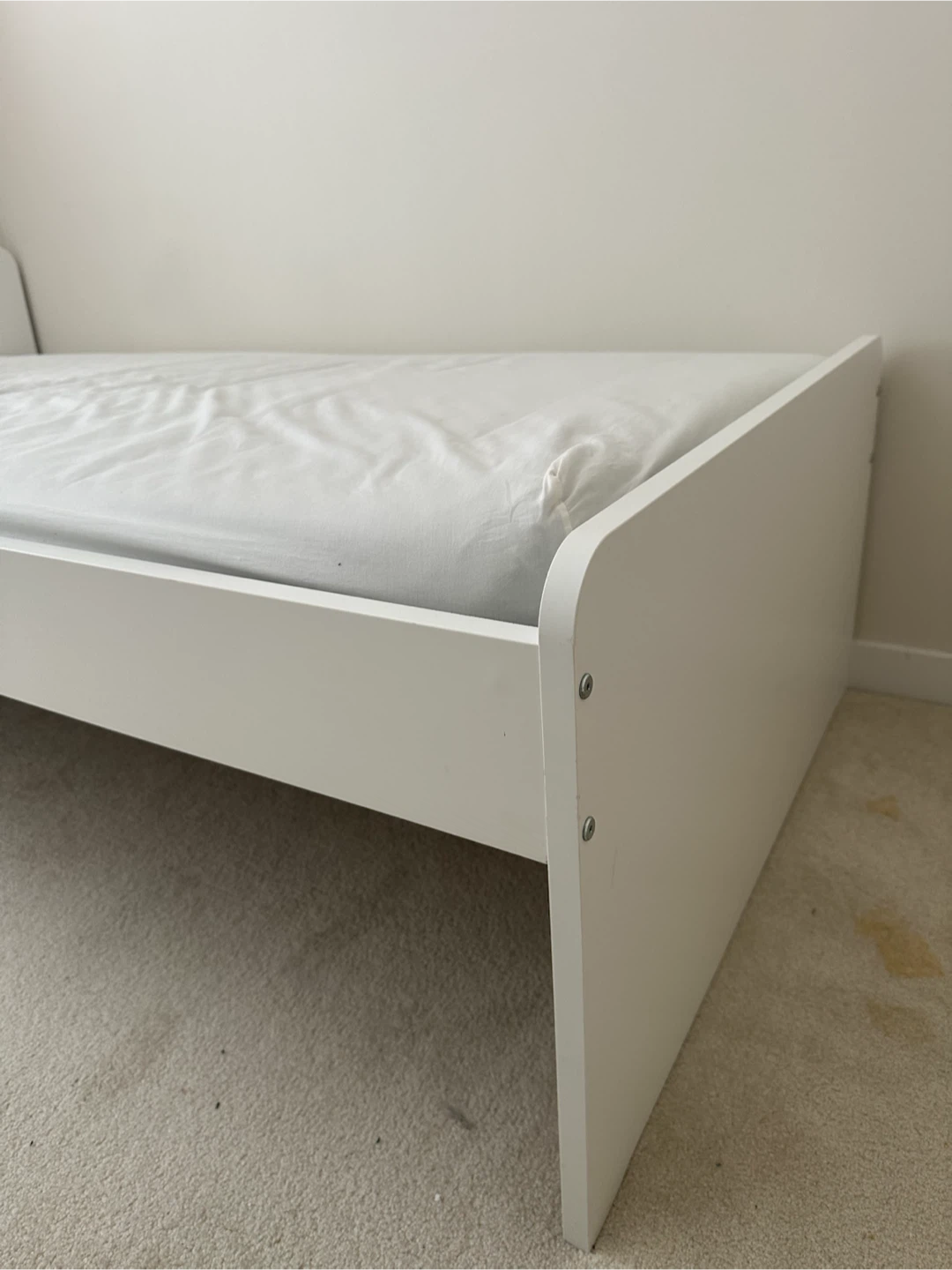 Ikea white Twin size bed frame *Free delivery - photo 3