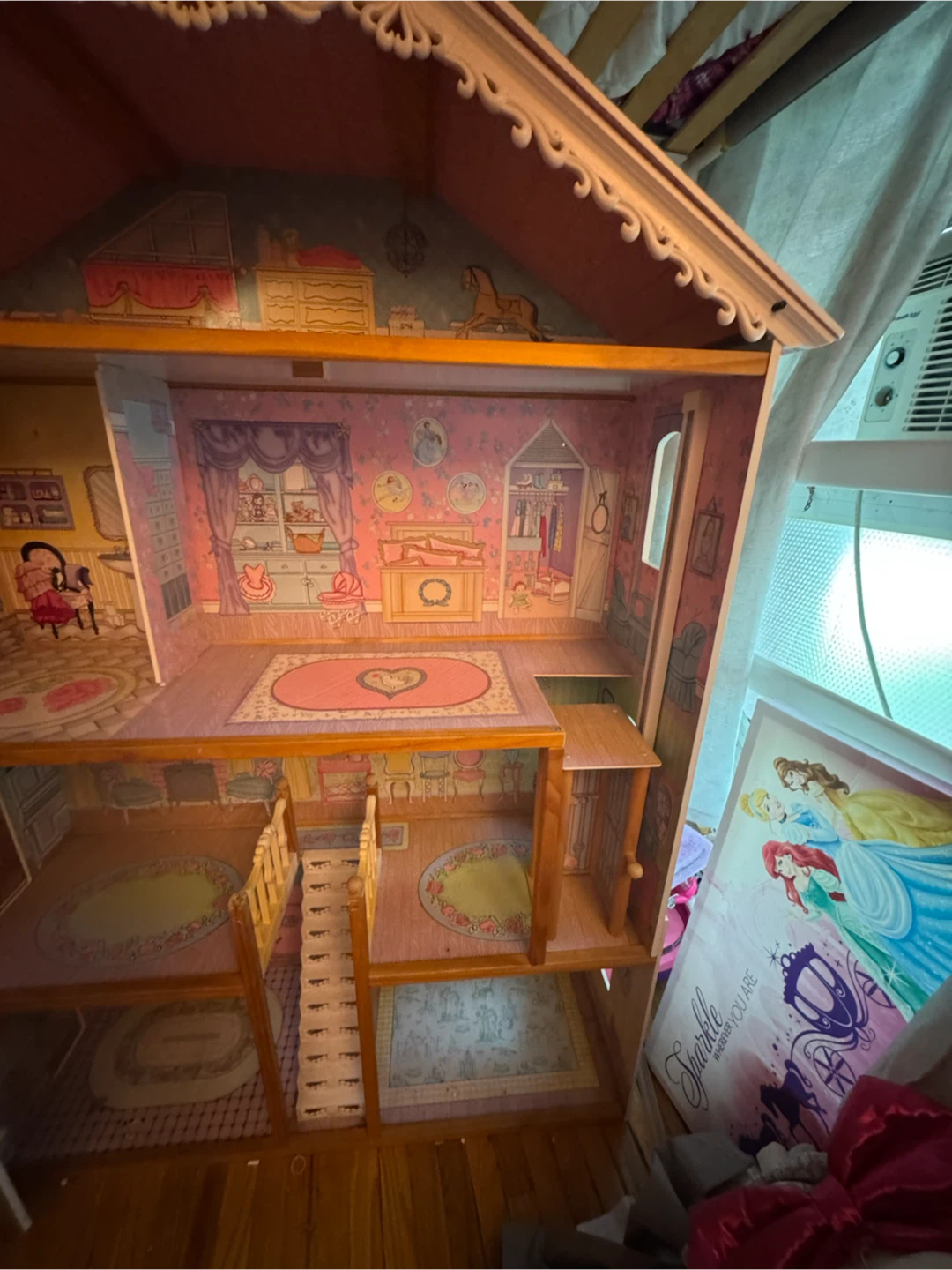 Wooden Dollhouse - photo 3