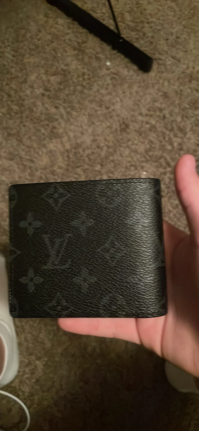 Louis Vuitton Black Wallet In Perfect Condition - photo 2
