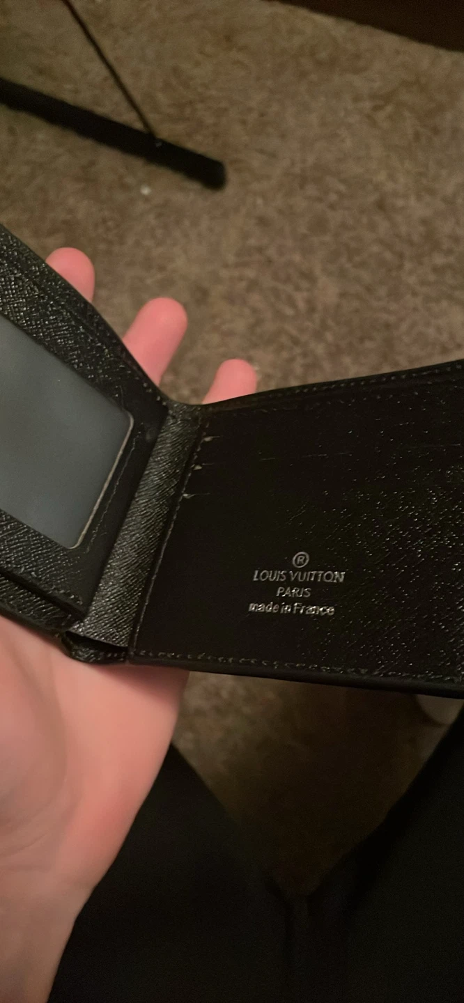 Louis Vuitton Black Wallet In Perfect Condition - photo 3