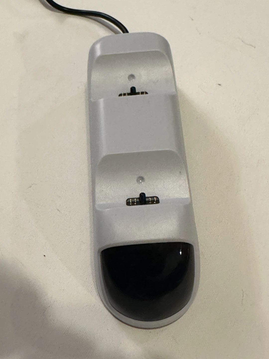 PS5 Dual Controller Charging Dock Station - photo 2