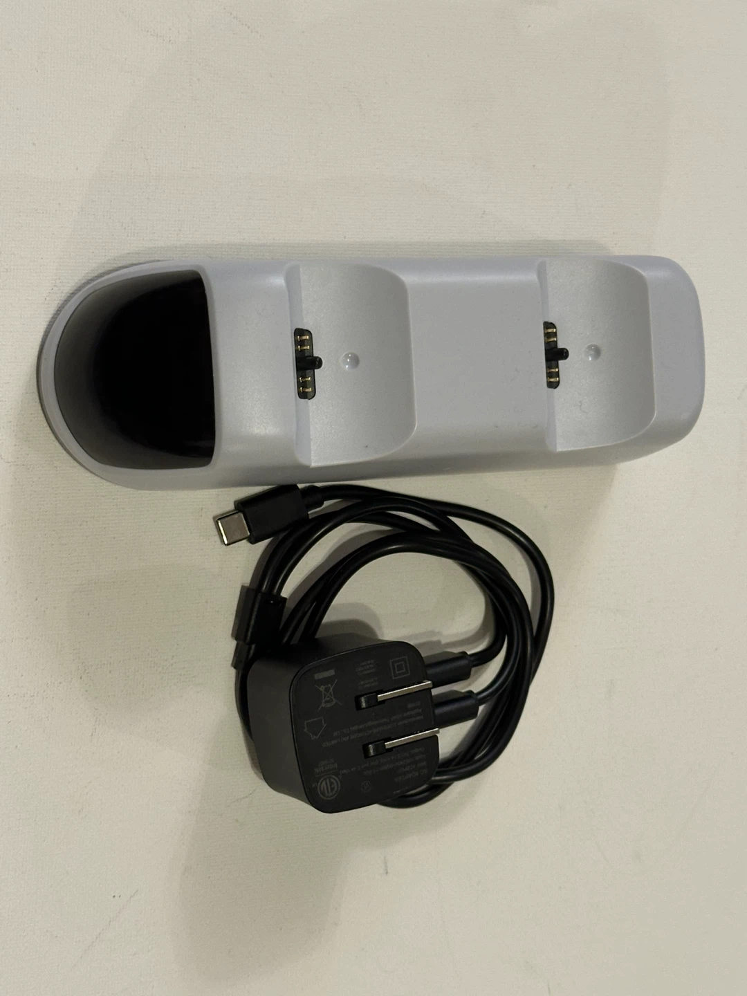 PS5 Dual Controller Charging Dock Station - photo 3