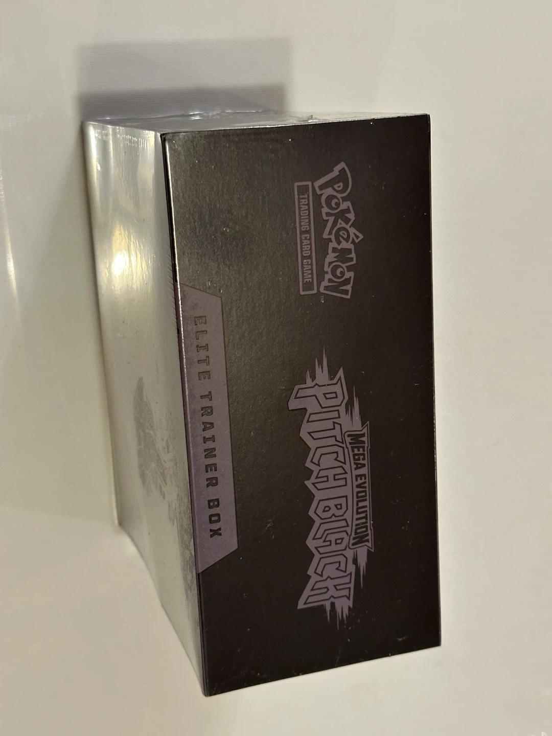 Pokemon Mega Evolutions Pitch Black ETB - photo 2