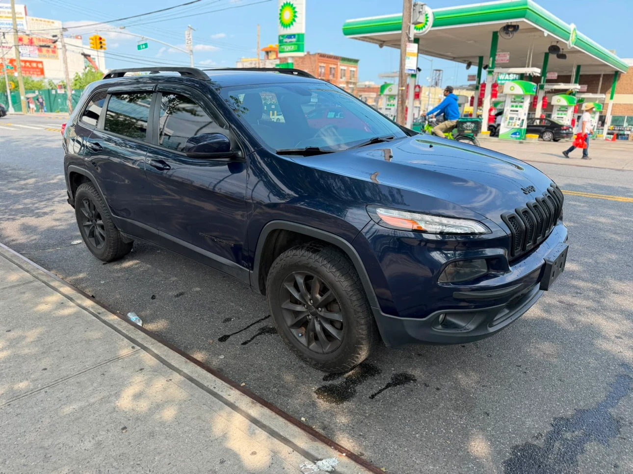 Jeep Cherokee 2015 Dark Blue SUV - photo 4