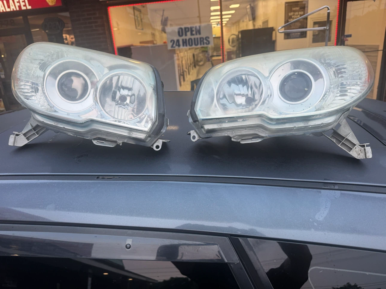 Toyota 4Runner Headlight 4th Generation - photo 2