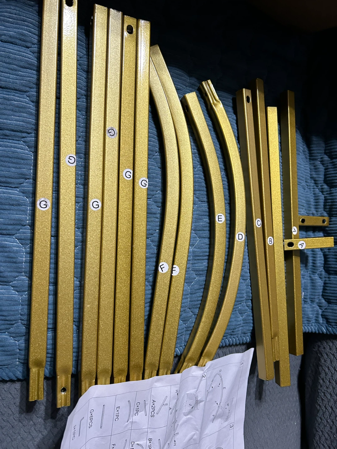 New-Wokceer 3-Piece Gold Metal Arch Stand With Black covers! - photo 4