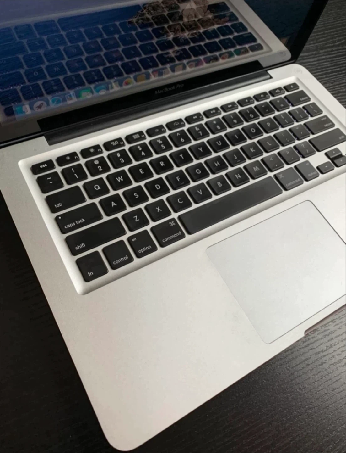 Apple MacBook Pro Laptop - photo 2