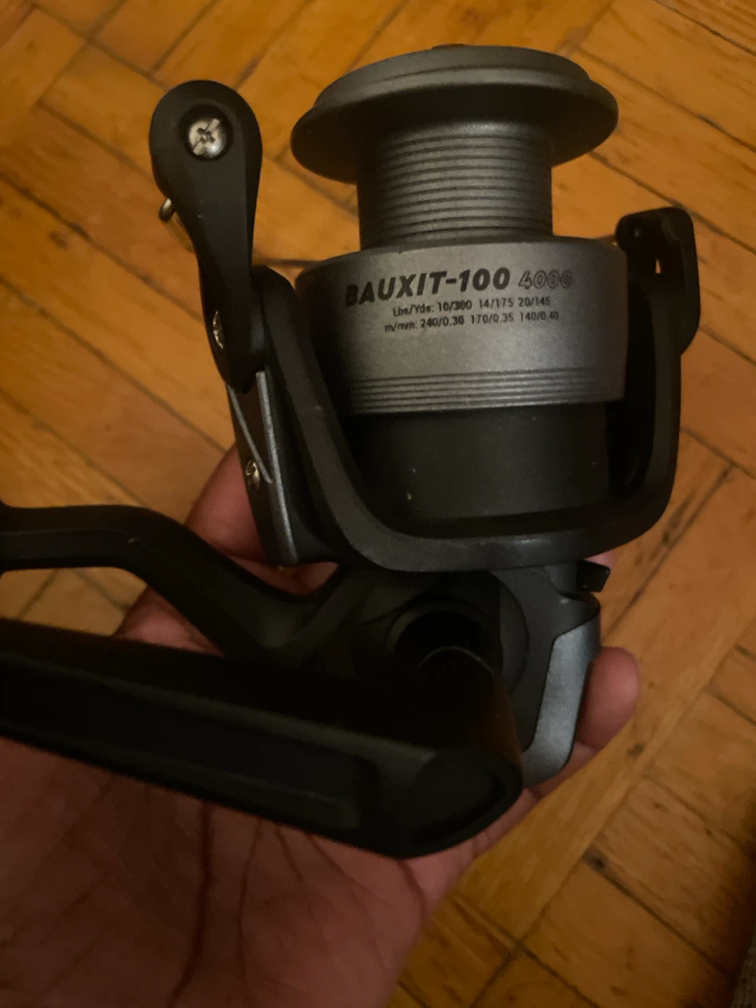 Bauxit-100 4000 Fishing Reel