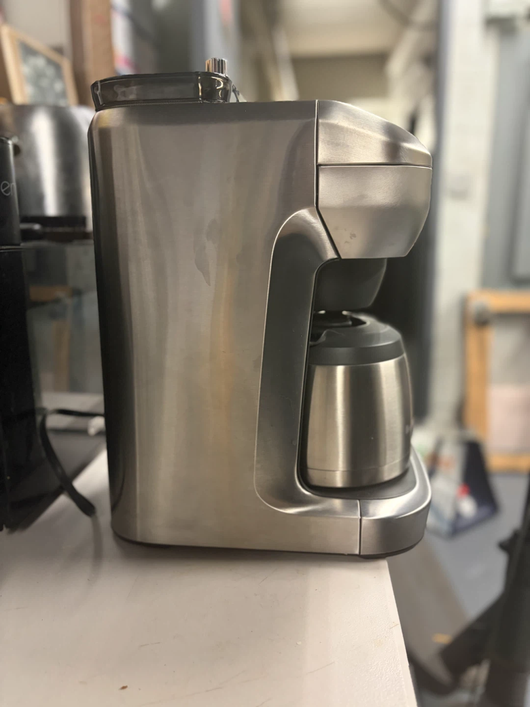 Breville Coffee Maker with Built-in Grinder - photo 3