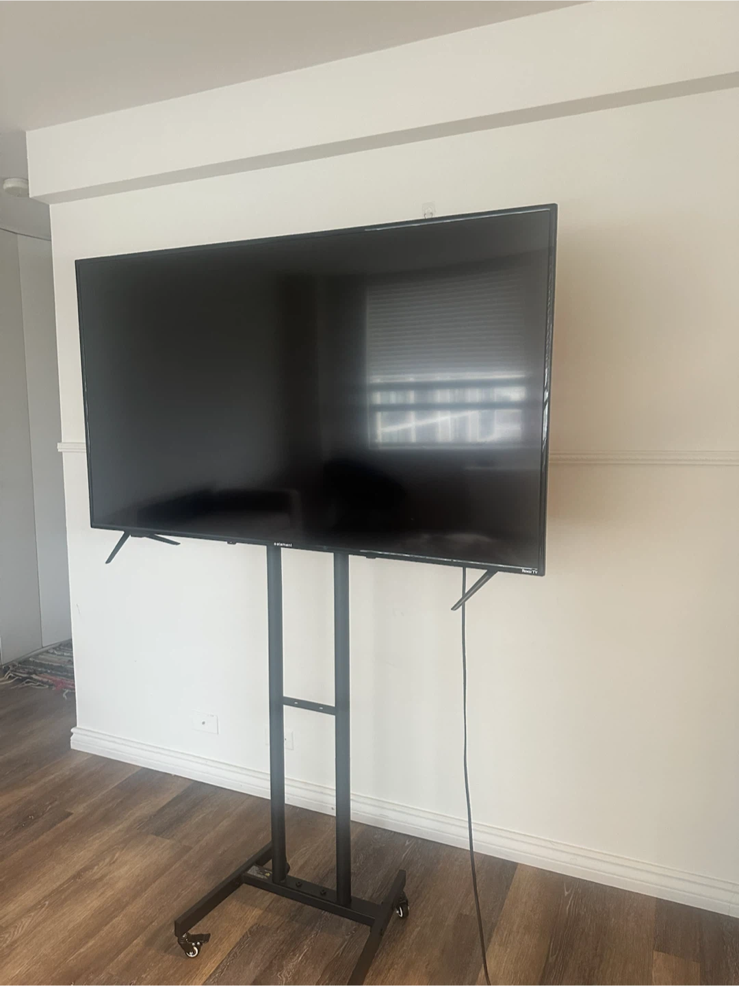 Element Roku TV 50 inch - photo 4