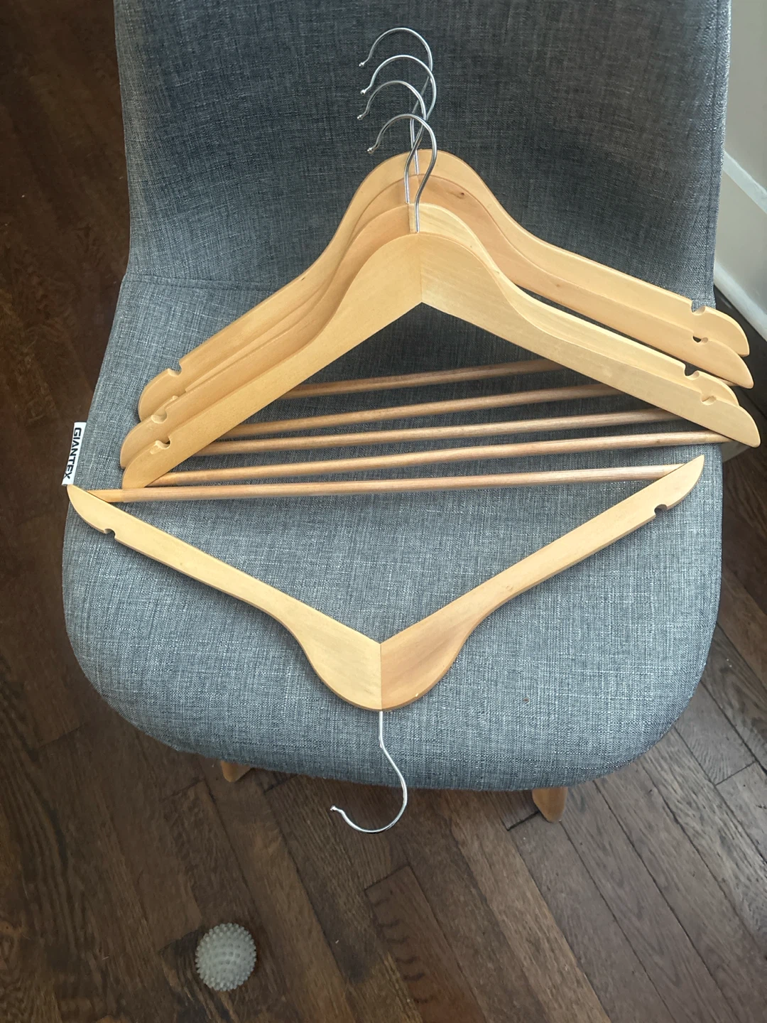 New Wooden Hangers - Set of 5 - photo 3