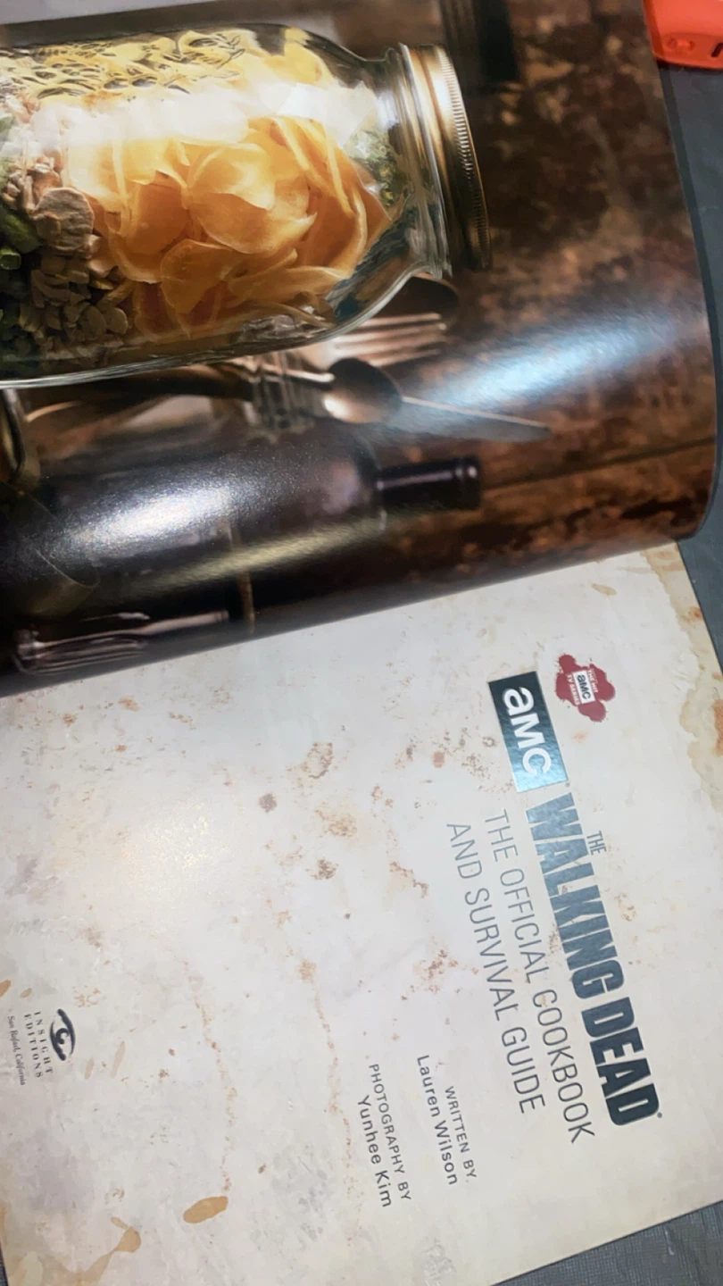 The Walking Dead Official Cookbook and Survival Guide - photo 2