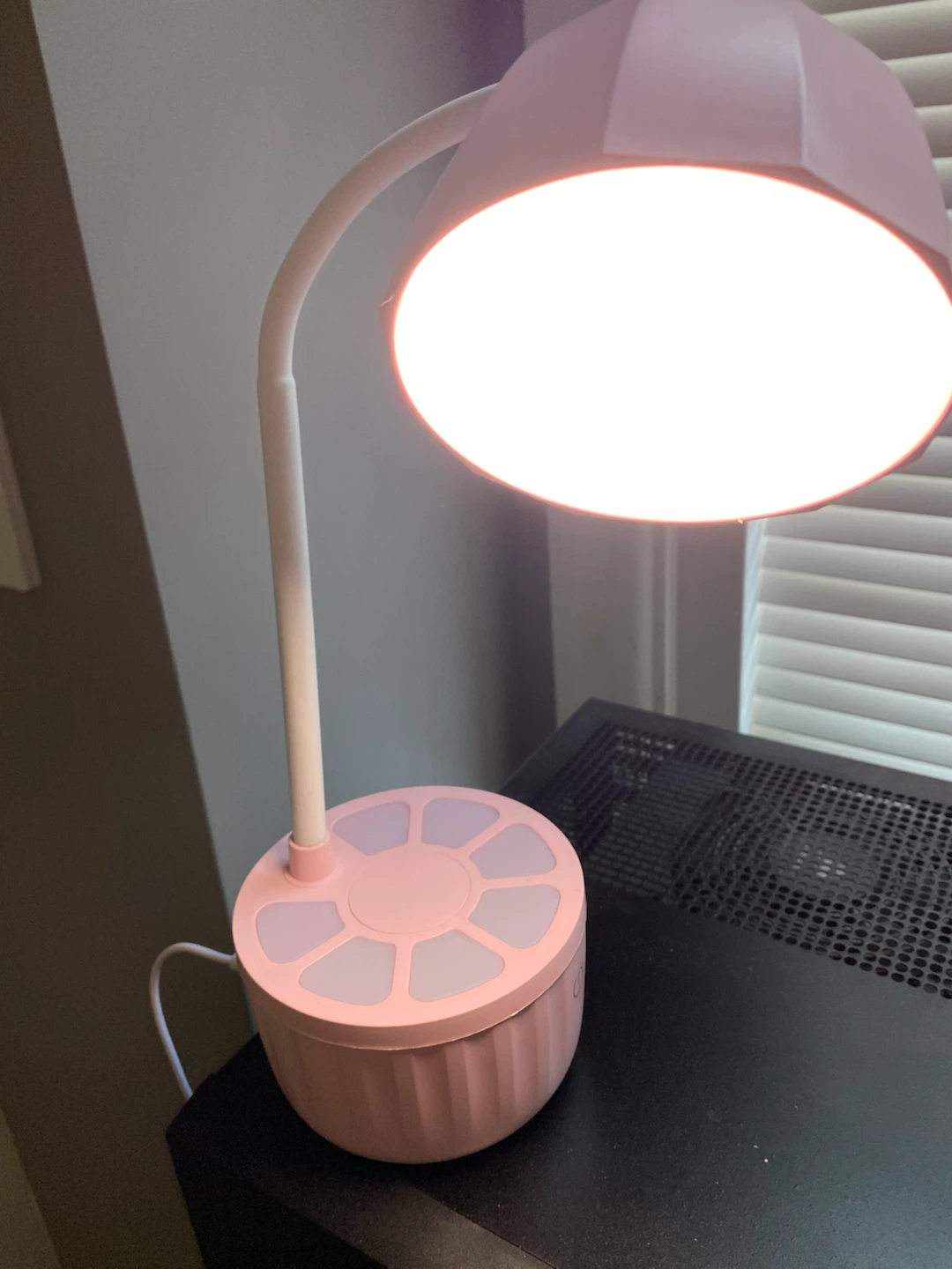 Miniso rechargeable lamp - photo 3