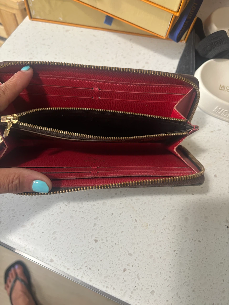 Louis Vuitton Damier Ebene Zippy Wallet - photo 3