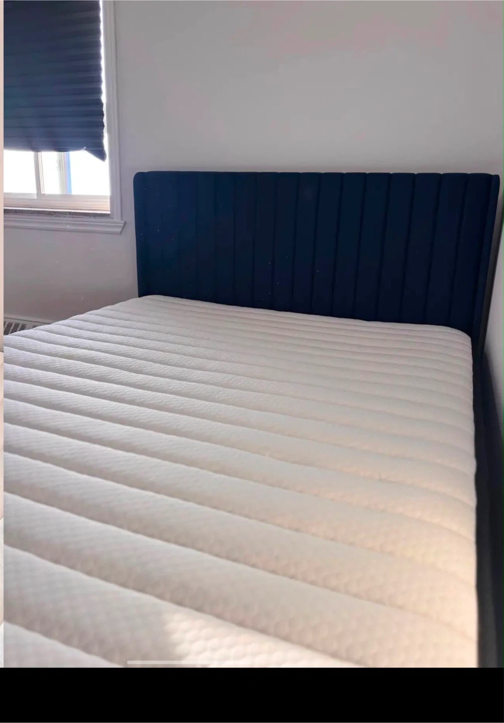 Queen Size Mattress – Excellent Condition - photo 3