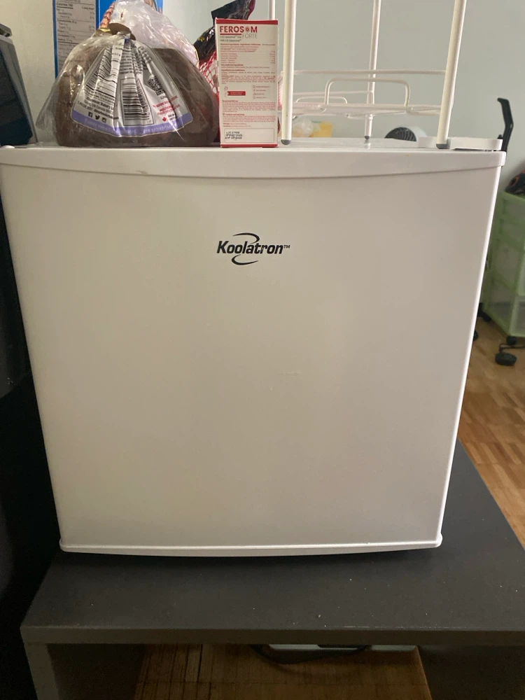 1.2 cu feet Mini freezer