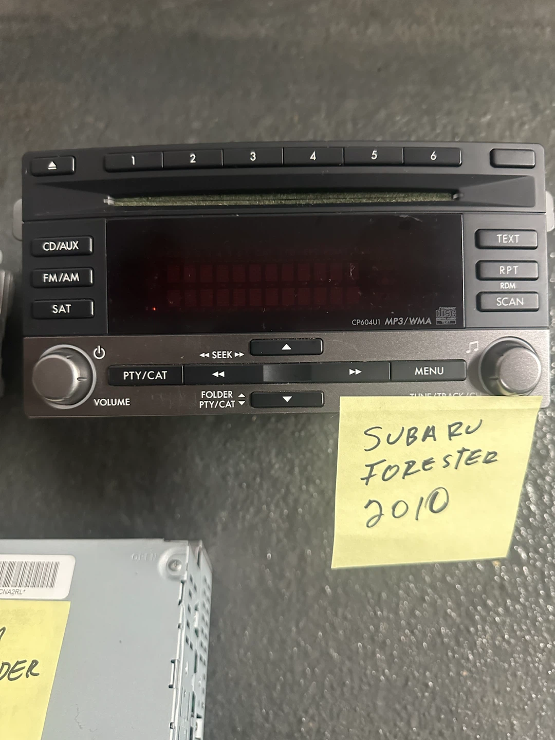 Original car stereo - photo 2