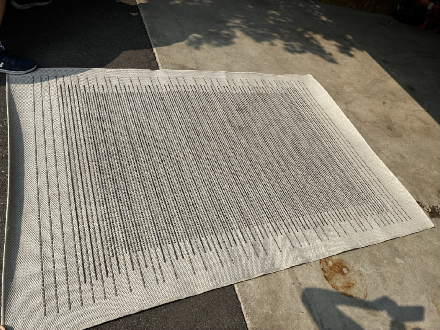 Outdoor rug 5x8