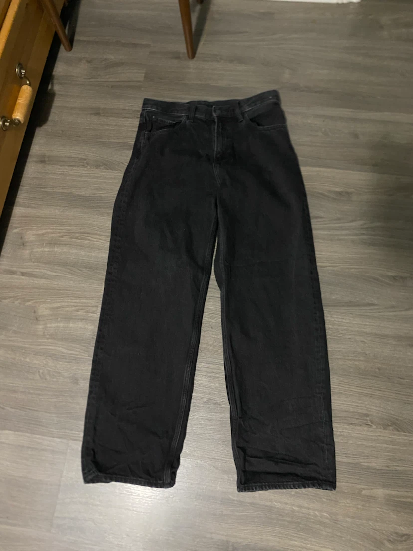 uniqlo baggy jeans