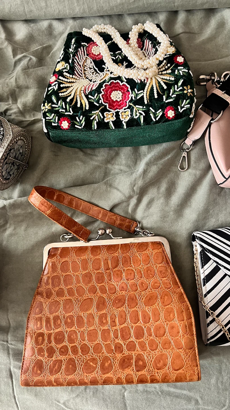 Purses and Bags- Coach, Guess, Lole & More - photo 2