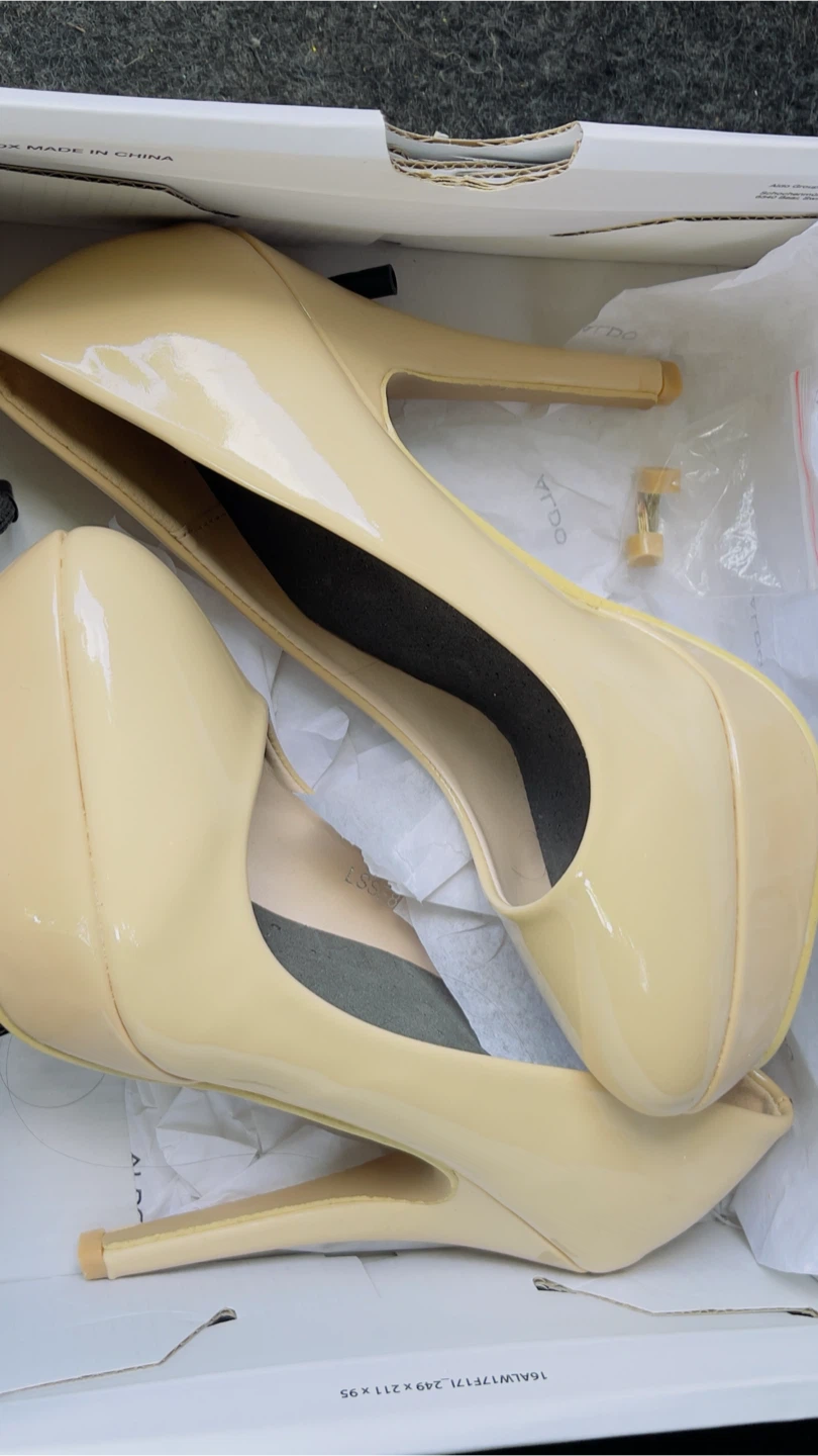 ALDO Beige Patent Platform High Heels - photo 2