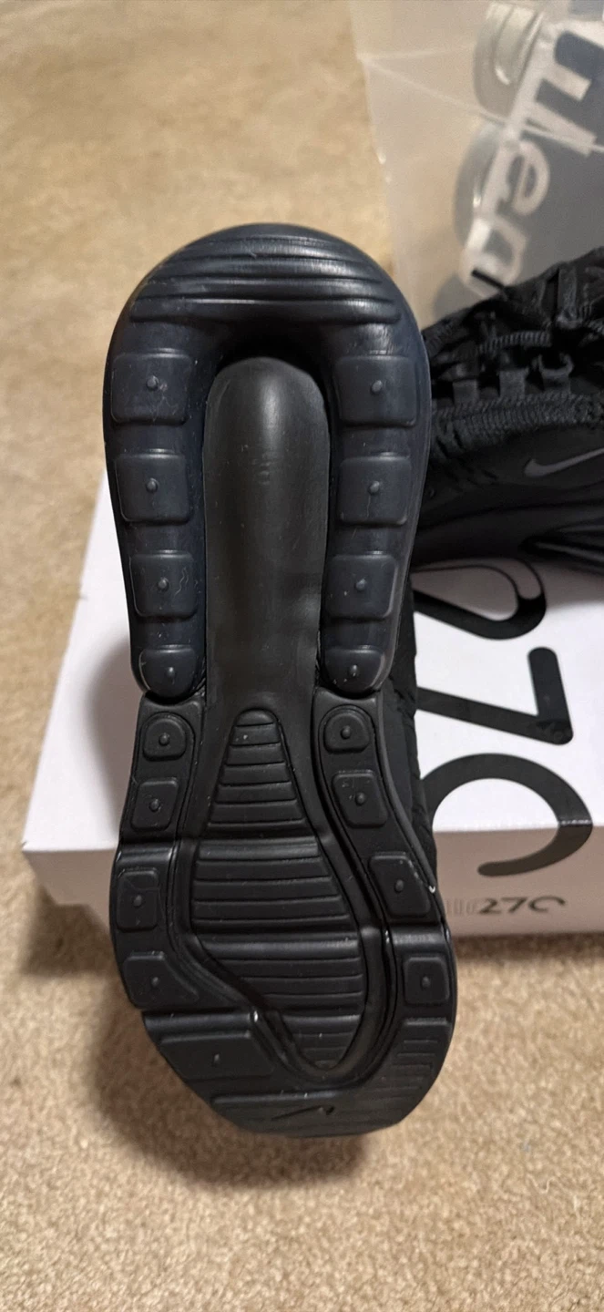 Nike Air Max 270 Black Sneakers - photo 2