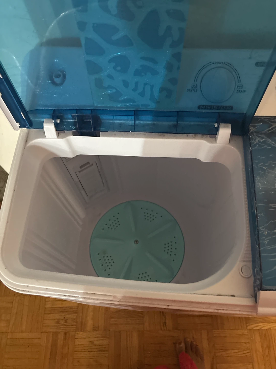 Washing machine - photo 2